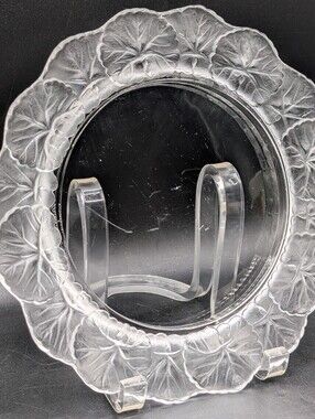 Lalique Honfleur Salad Plate 8 3/8", Script Signature, Frosted Leaf Rim, France